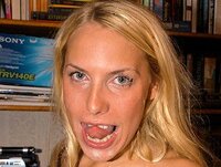 She's Boss Rocket Pay s0